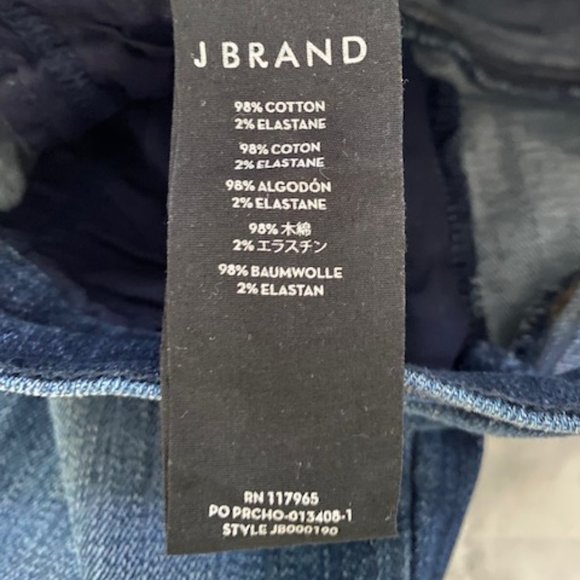 J Brand Cropped Flare Jean - Picture 3 of 6